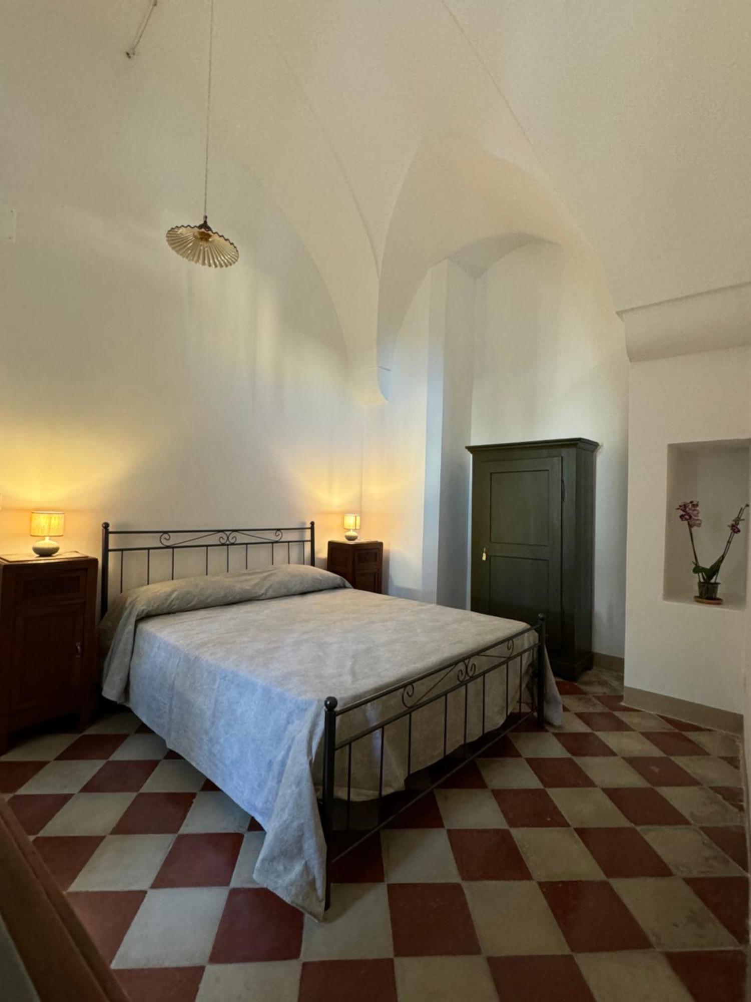 Bed and Breakfast Palazzo Ferilli Alfonso Руффано Экстерьер фото